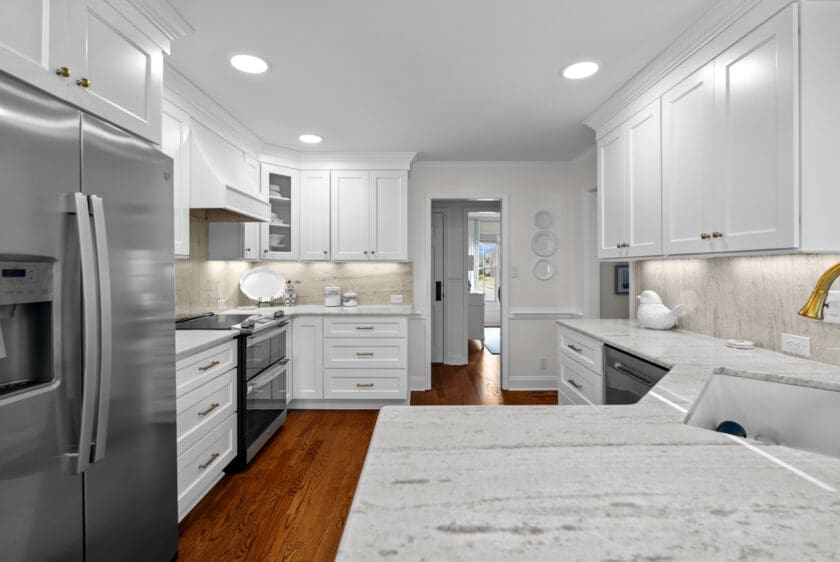white-kitchen-with-hardwood-floor-2